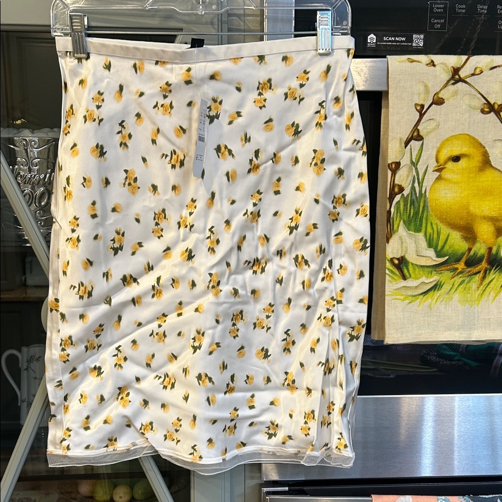 J. Crew White and Yellow Floral Pencil Skirt